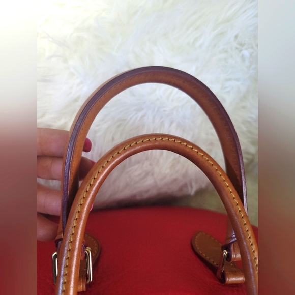 Pink Dooney and Bourke Purse - Picture 8 of 16